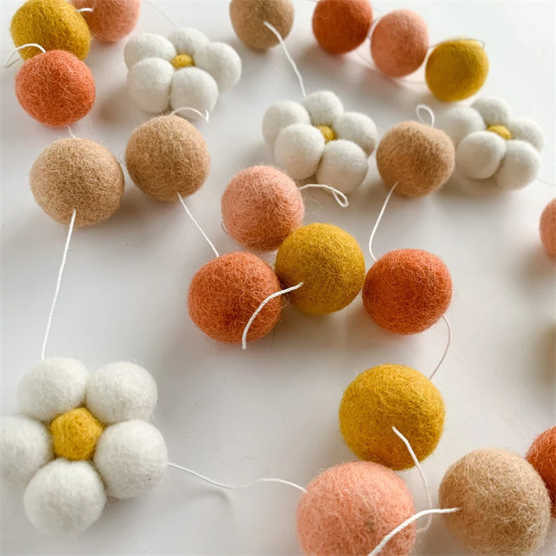 Wollfilzkugeln Gänseblümchen-B – Home Textiles Fabric Bewertung und Preis